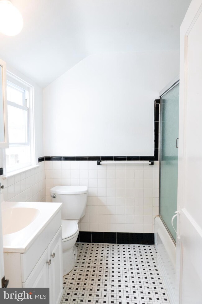 2205 E County Line Rd, Ardmore, PA 19003 - photo 6