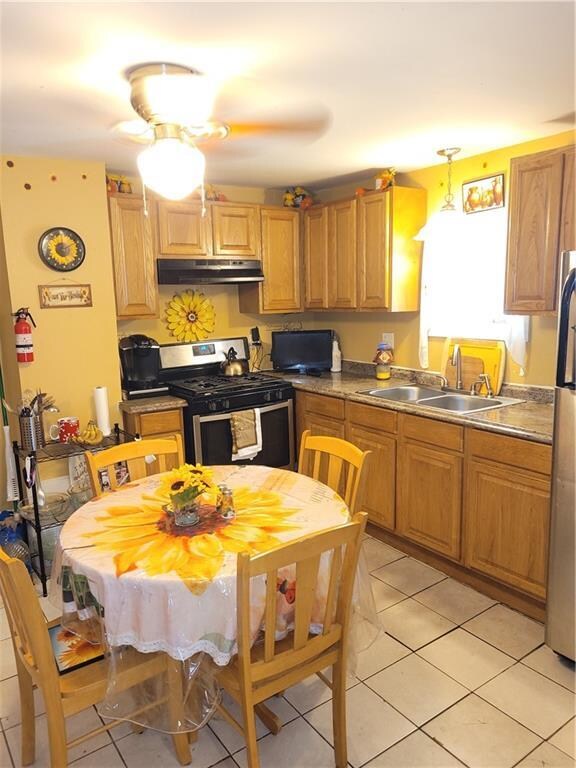 141 Colfax St, Providence, RI 02905 - photo 3