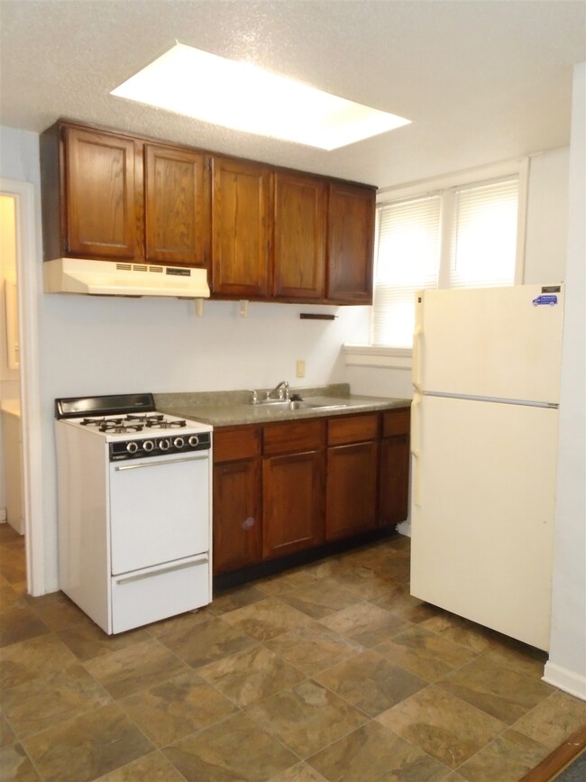 1711 W Main St unit 1, Fort Wayne, IN 46808 - photo 6