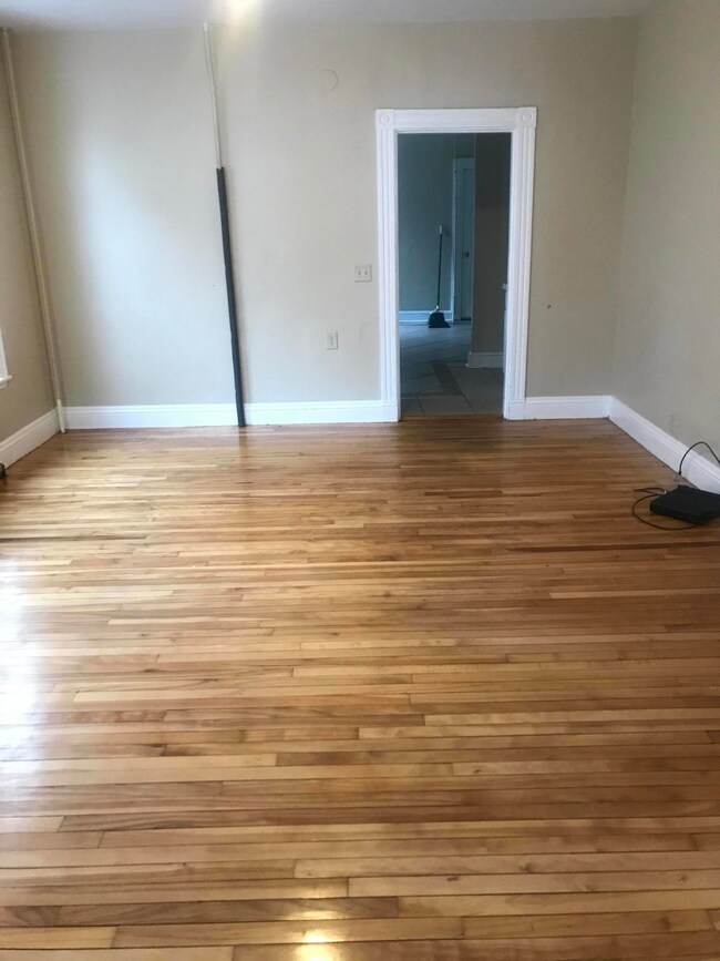 1st floor living room