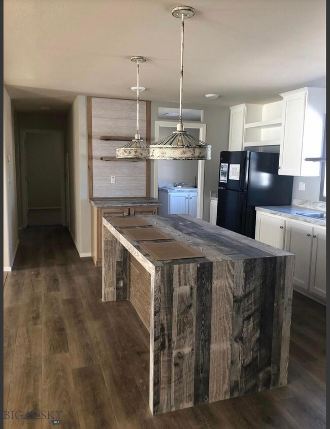 Kitchen Island