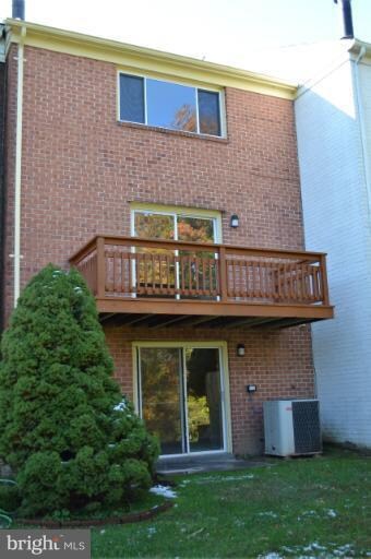 12 Donagh Ct, Lutherville Timonium, MD 21093 - photo 7