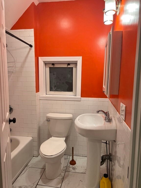 17 Tower Ave unit 2, Lynn, MA 01905 - photo 6