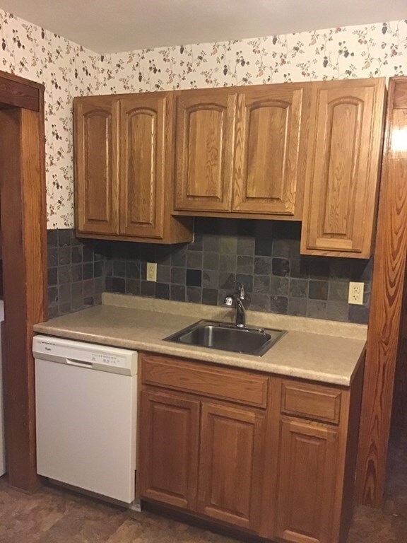 83 Sterling St unit 1, Springfield, MA 01107 - photo 4