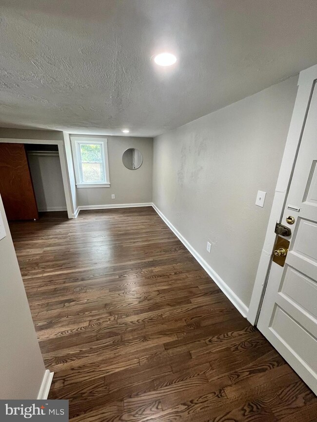 11 New St unit 10, Newark, DE 19711 - photo 2