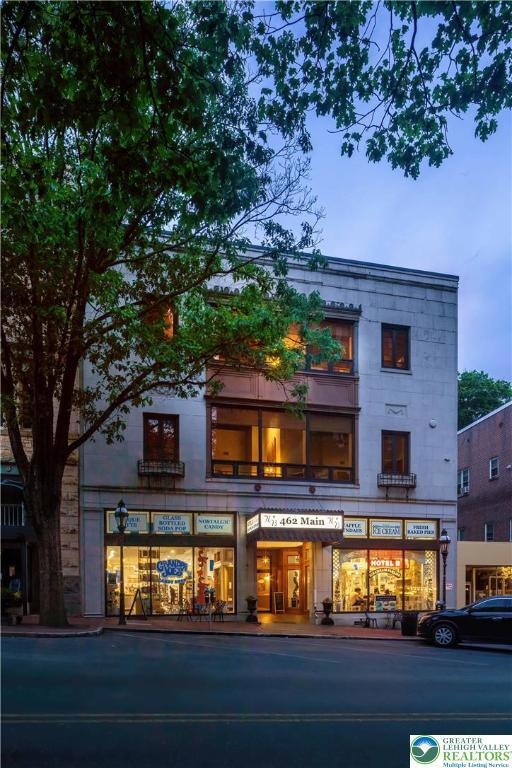 462 Main St, Bethlehem, PA 18018 - photo 2