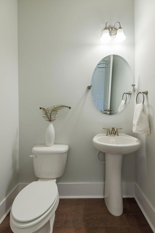 681 Yellow Leaf Ln, Summerville, SC 29486 - photo 5