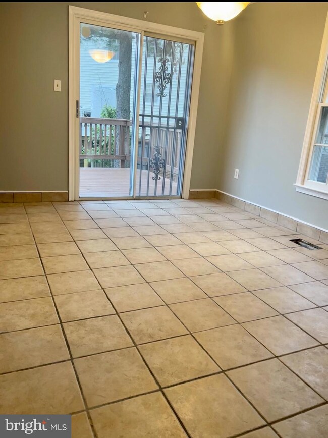 11419 Cosca Park Place, Clinton, MD 20735 - photo 5