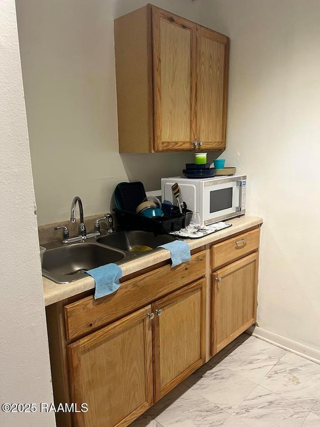 06d4d480-d87c-4e56-a2f7-121840b0ccd4