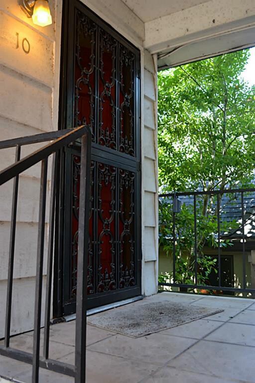 1710 Brun St unit 10, Houston, TX 77019 - photo 3