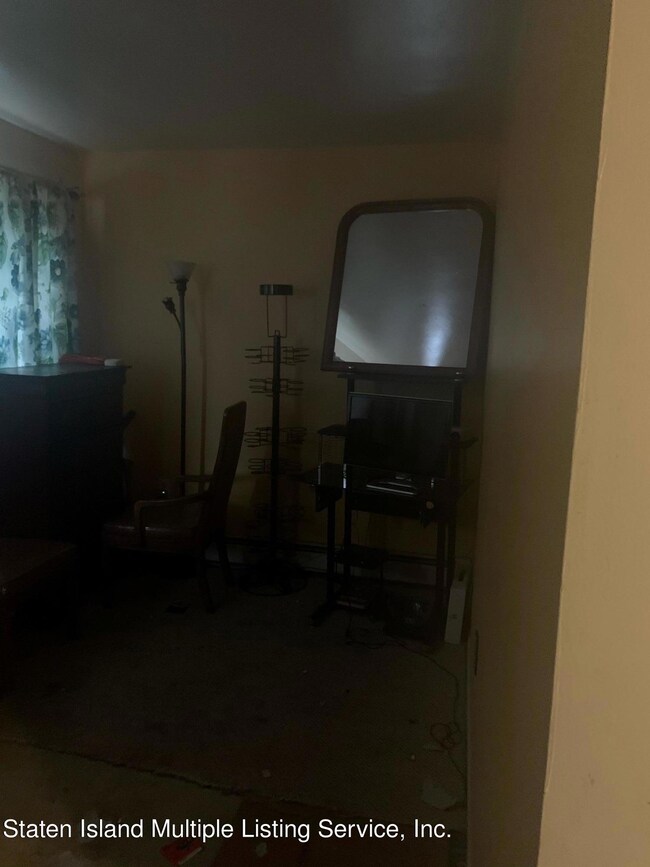 247 Ada Dr, Staten Island, NY 10314 - photo 7