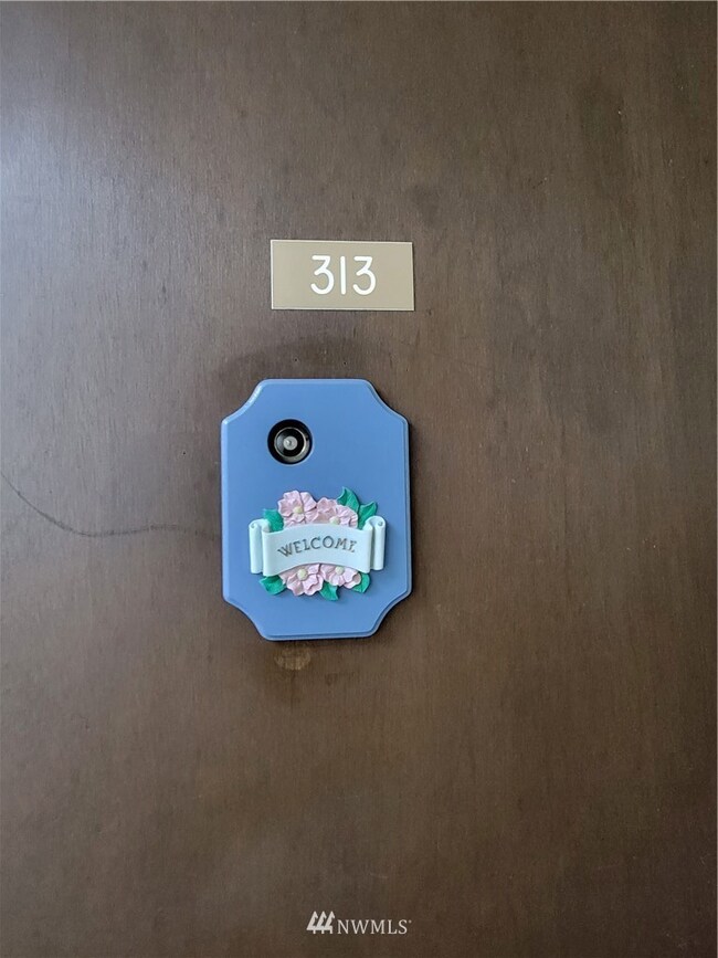 2005 Tibbetts Dr unit 313, Longview, WA 98632 - photo 4