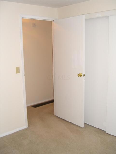 3806 Adell Rd, Columbus, OH 43228 - photo 7