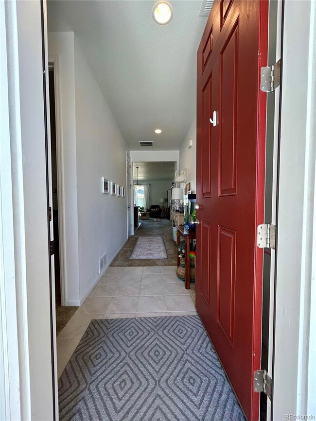 21173 E Stanford Ln, Aurora, CO 80015 - photo 3