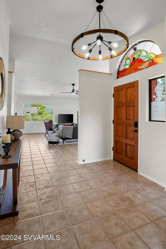 003_Entryway