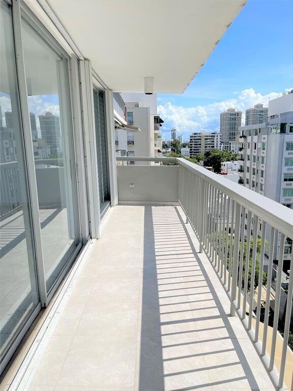 1397 Luchetti unit 10, San Juan, PR 00911 - photo 6