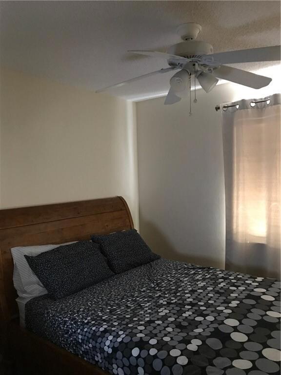 unlisted-address, Davie, FL 33325 - photo 6