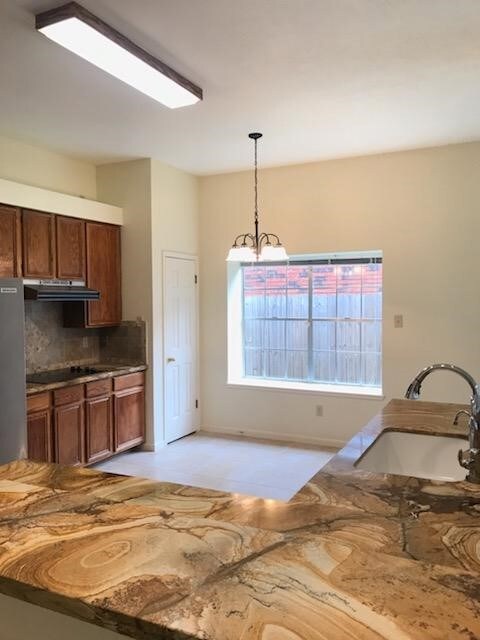 7135 Pebble Falls Dr, Houston, TX 77095 - photo 5