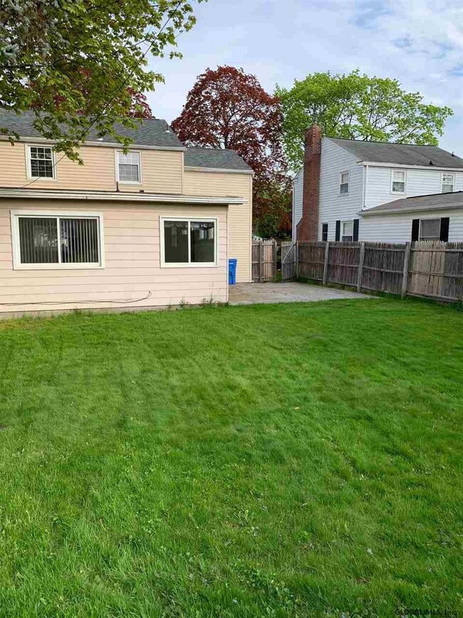 378 S Main Ave, Albany, NY 12209 - photo 4