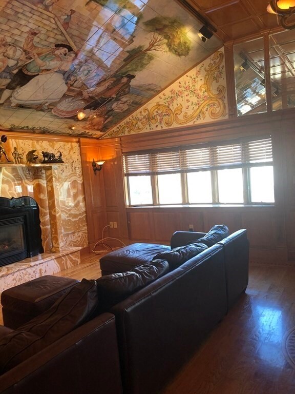 300 River St unit 1, West Newton, MA 02465 - photo 2