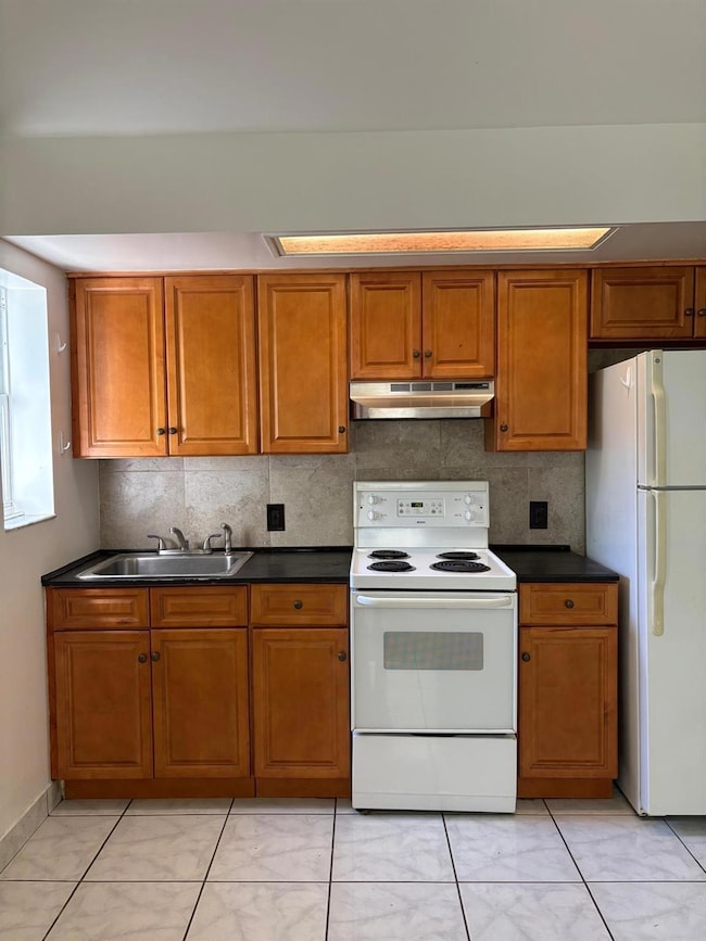 31 SW 10th St unit 1, Dania, FL 33004 - photo 3