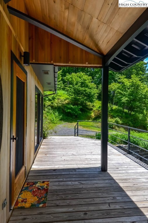 Both Covered & Open upper front deck for sun & sha