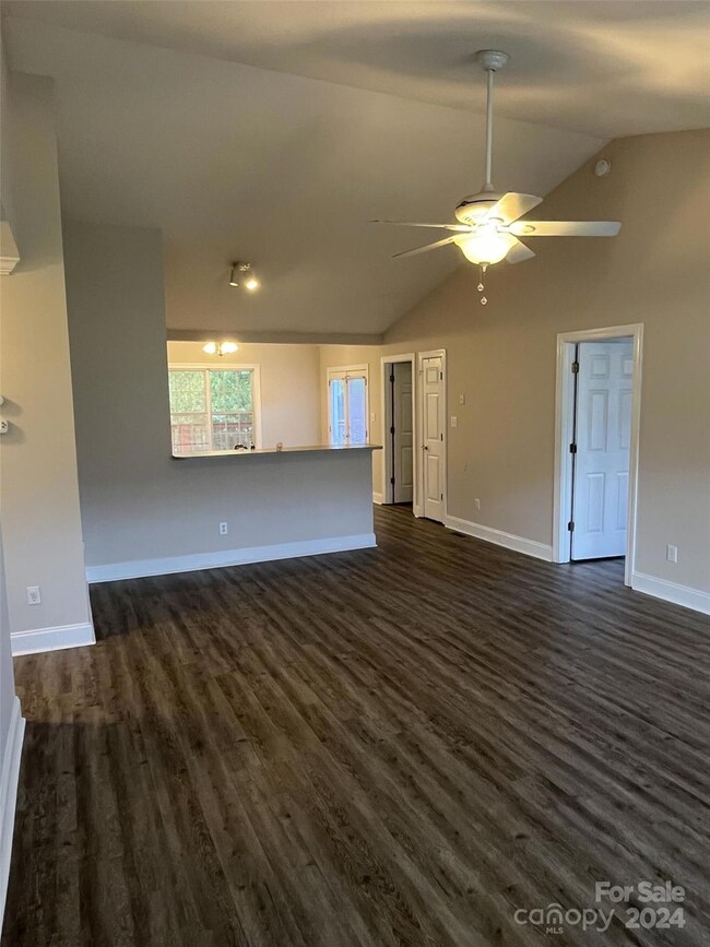 709 Loch Lomond Cir, Concord, NC 28025 - photo 4