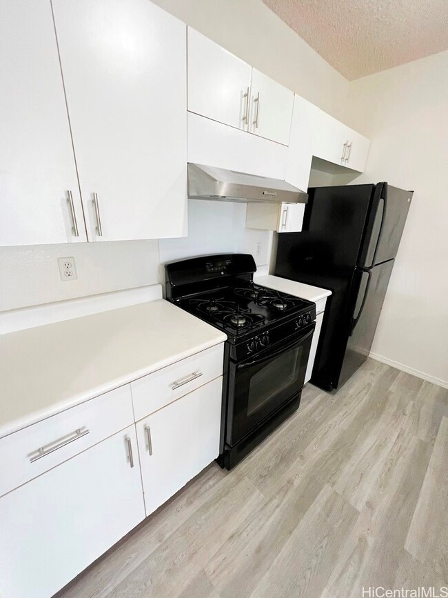 94-1265 Lumikula St unit 1, Waipahu, HI 96797 - photo 7