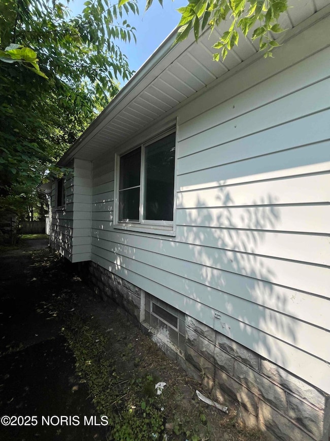 1815 Berdan Ave, Toledo, OH 43613 - photo 5