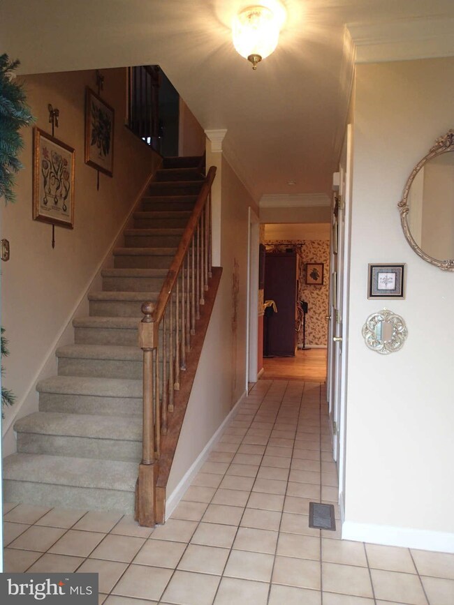 1221 Streaker Rd, Sykesville, MD 21784 - photo 2