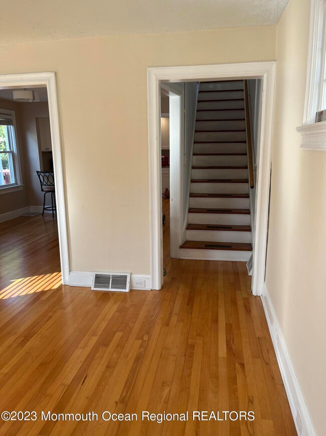 1217 11th Ave, Neptune, NJ 07753 - photo 4