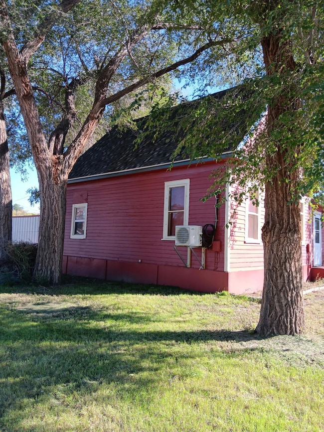 222 8th Ave E, Mobridge, SD 57601 - photo 2