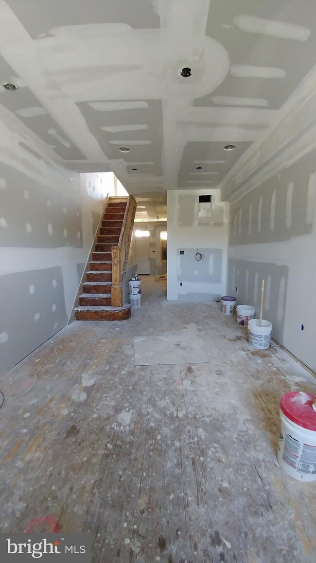 2411 E Eager St, Baltimore, MD 21205 - photo 3