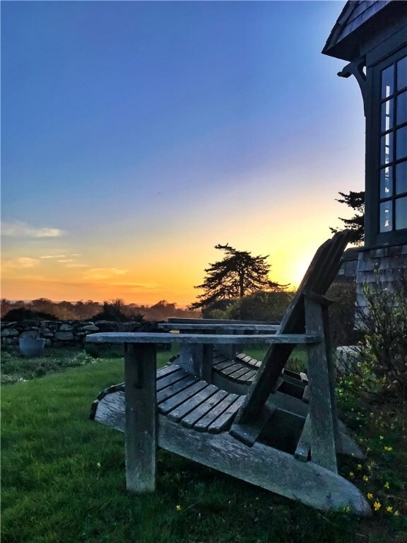 581 W Main Rd, Little Compton, RI 02837 - photo 2