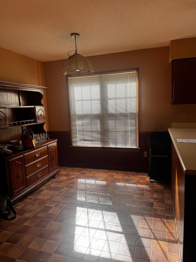 8460 Buckhurst Rd, Cordova, TN 38016 - photo 5