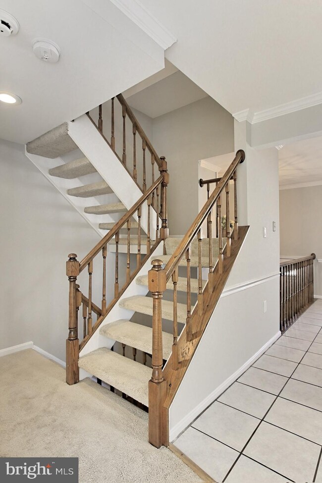 2992 Mission Square Dr, Fairfax, VA 22031 - photo 4