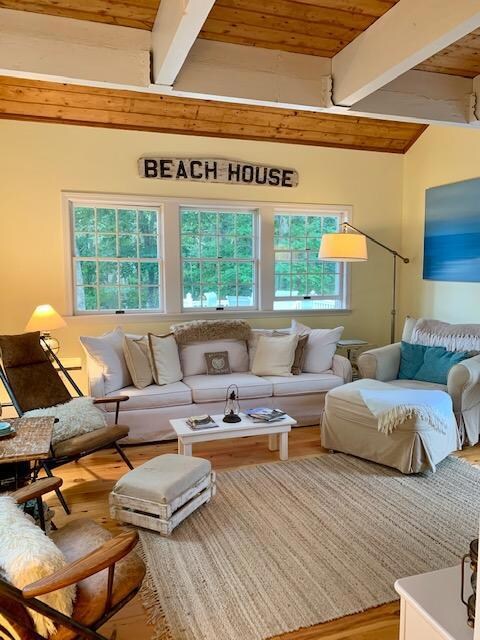 500 Williston Rd, Sagamore Beach, MA 2562 - photo 2