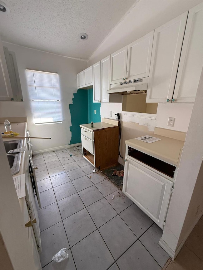 2361 SE 27th St, Okeechobee, FL 34974 - photo 4