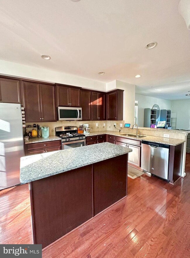 7309 Old Calvary Rd, Hanover, MD 21076 - photo 2