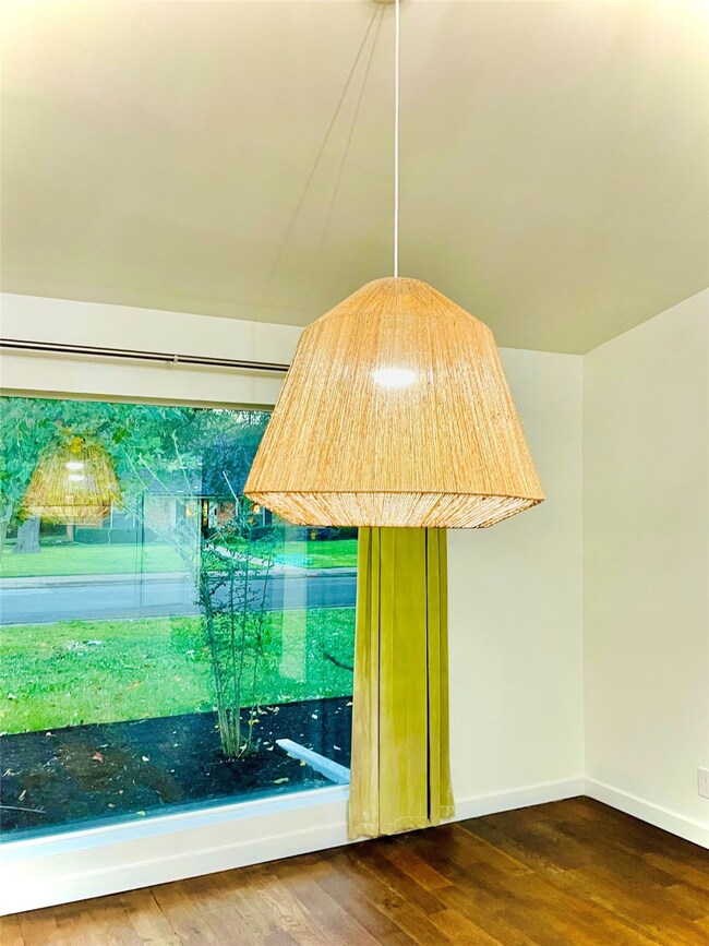 3239 Whirlaway Rd, Dallas, TX 75229 - photo 5