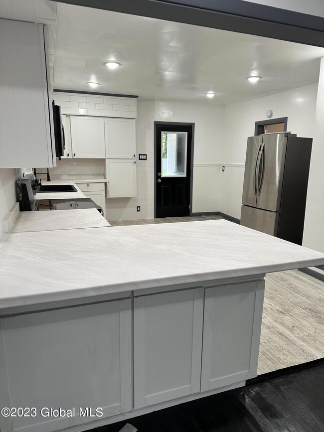 70 Cheltingham Ave, Schenectady, NY 12306 - photo 2