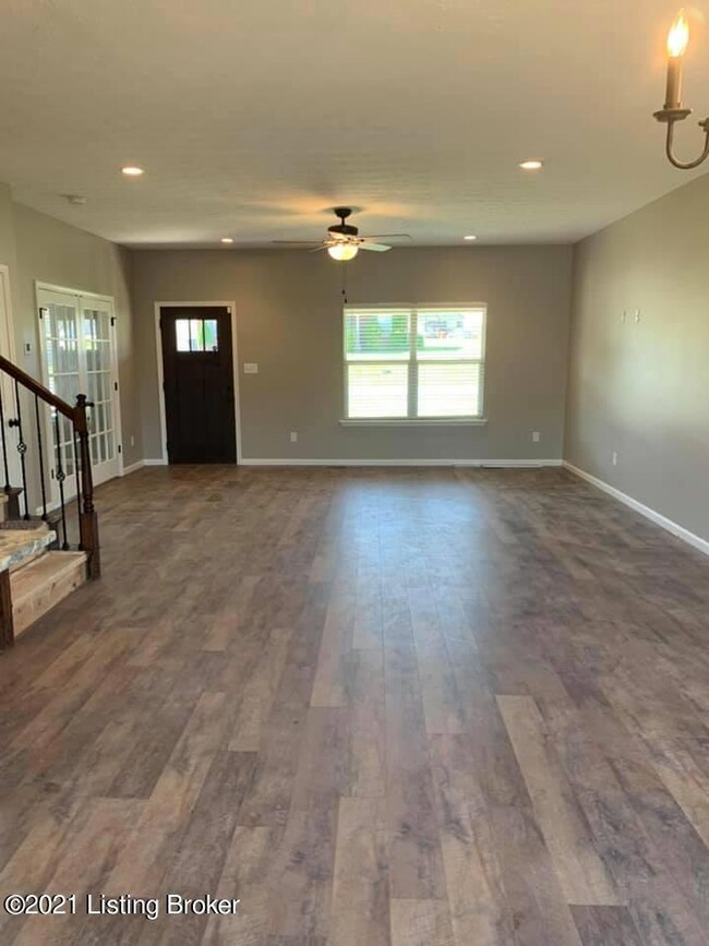 324 Gentry Crossings Blvd, Mount Washington, KY 40047 - photo 6