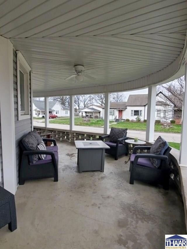 590 N Main St, Linton, IN 47441 - photo 3