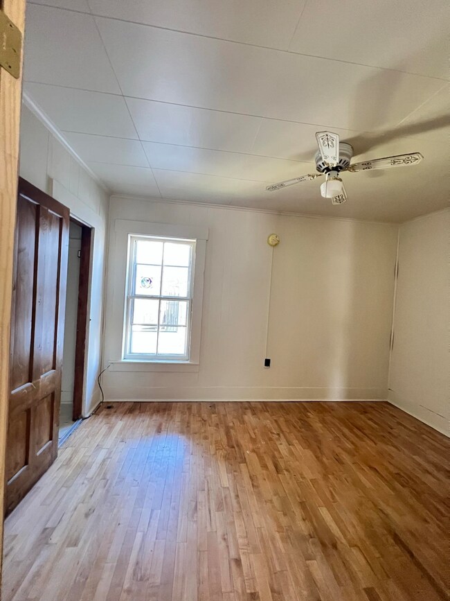 2 Plain St, Barre, VT 05641 - photo 6