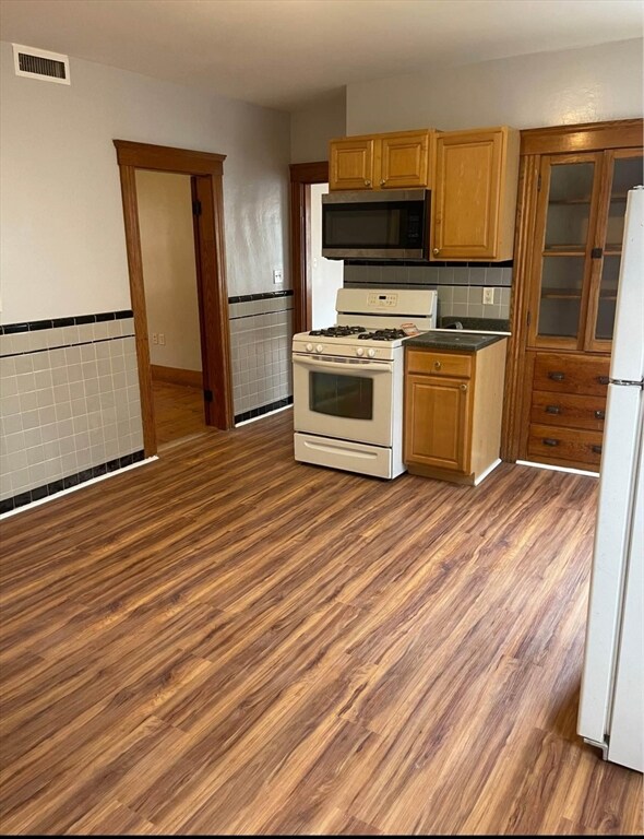 19 Tatman St unit 2, Worcester, MA 01607 - photo 4