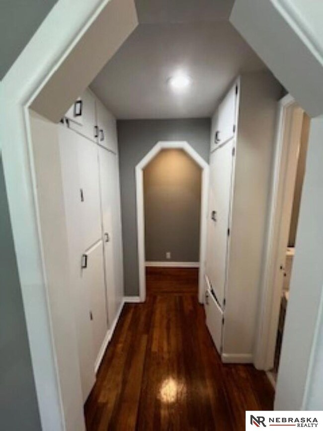 6524 Charles St, Omaha, NE 68132 - photo 5