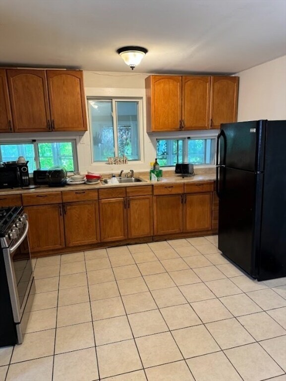 51 Dix St, Revere, MA 02151 - photo 3