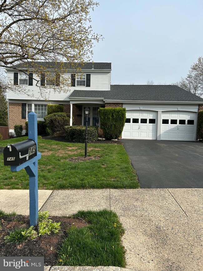 745 Champlain Dr, King of Prussia, PA 19406 - photo 2