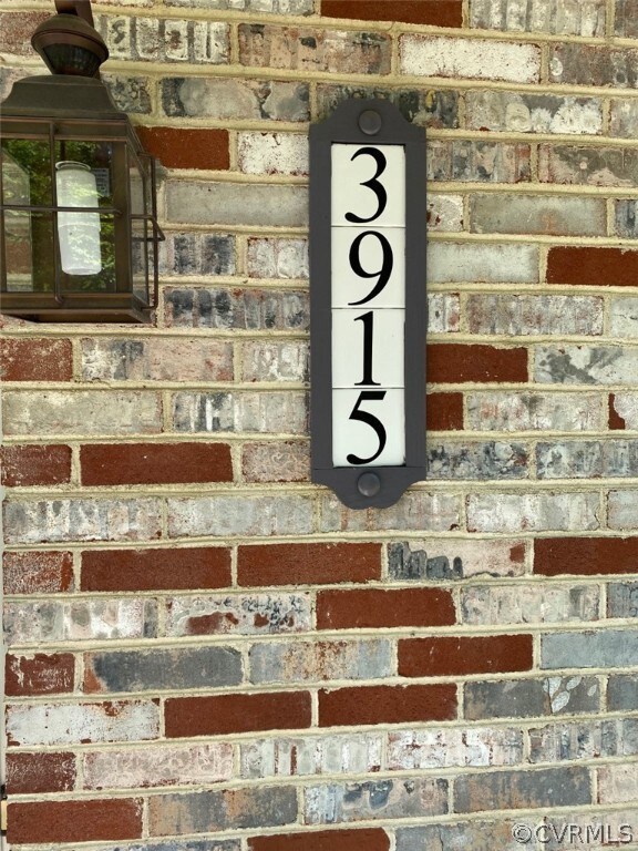 Notice the truly unique character of the brick.  L