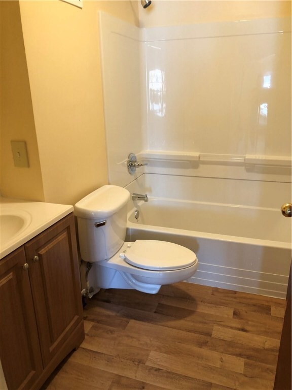 800 Weeden St unit 1 C, Pawtucket, RI 02860 - photo 3